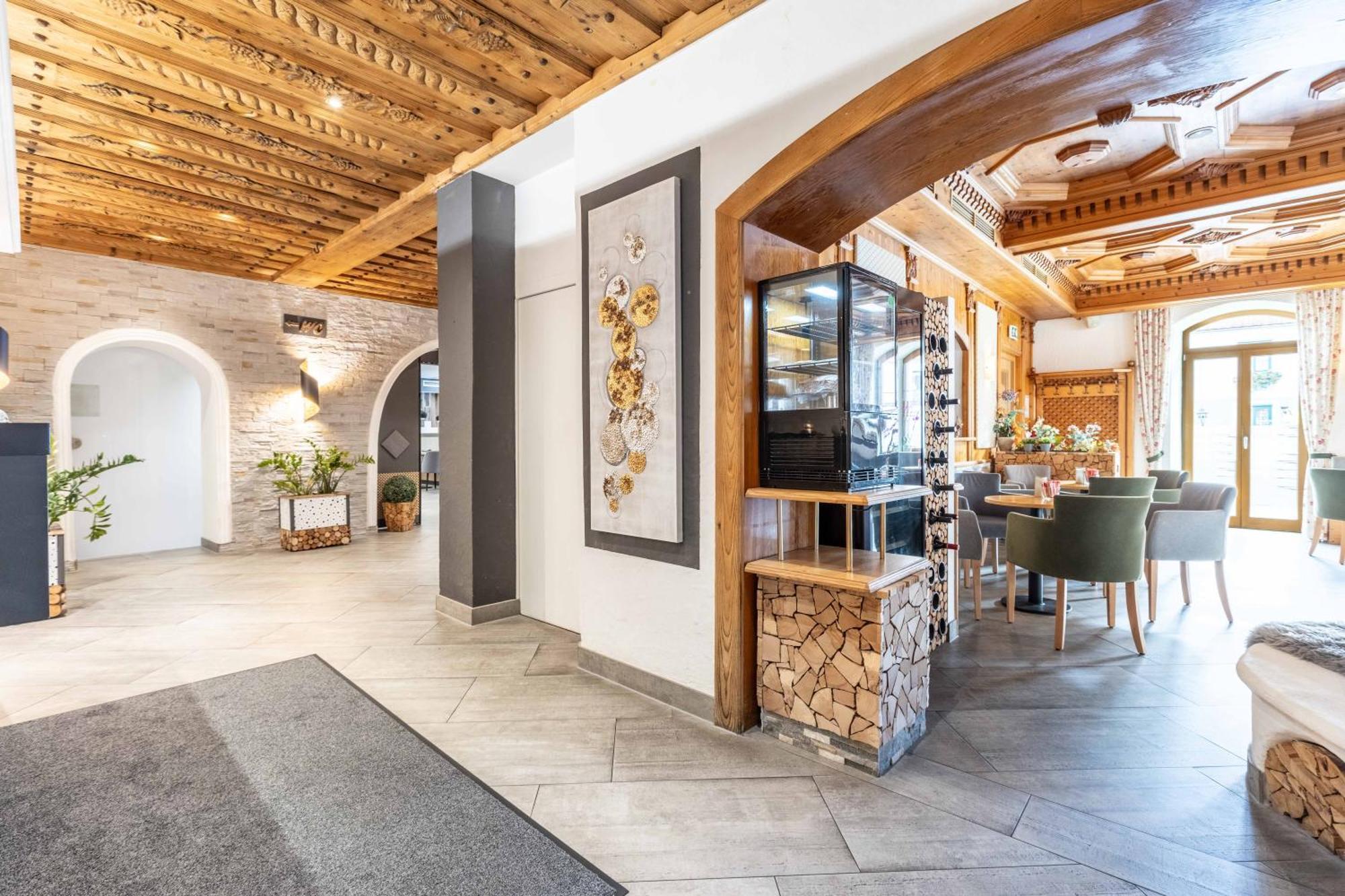 Hotel Post By Keyone Bad Mitterndorf Exterior photo